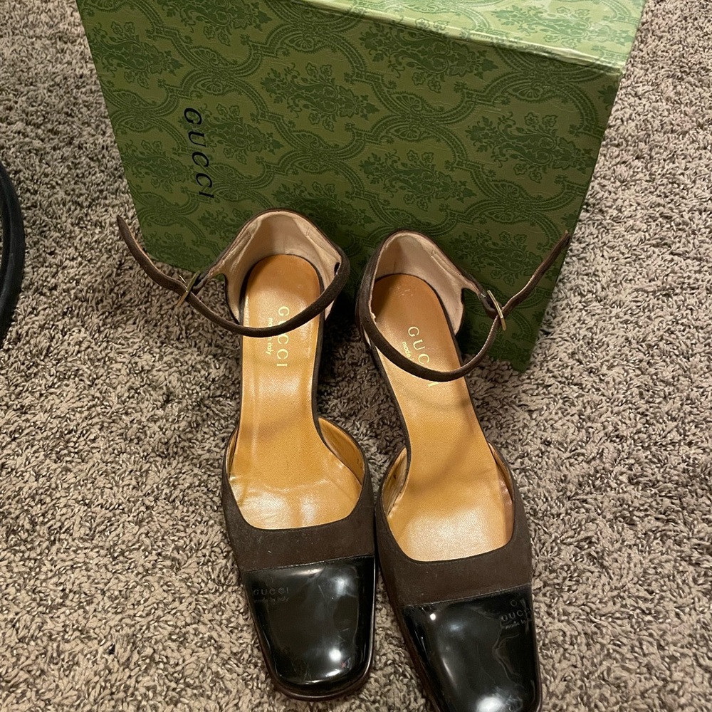 Gucci Black and Brown Heels with Ankle Strap